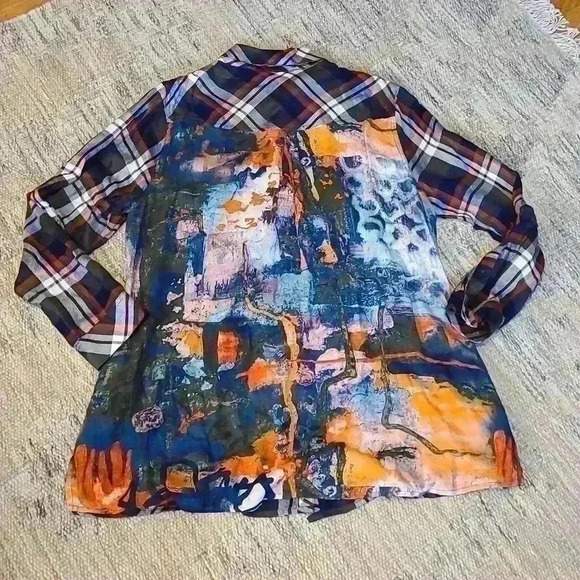 Long Flannel with Printed Back - Picture 6 of 6